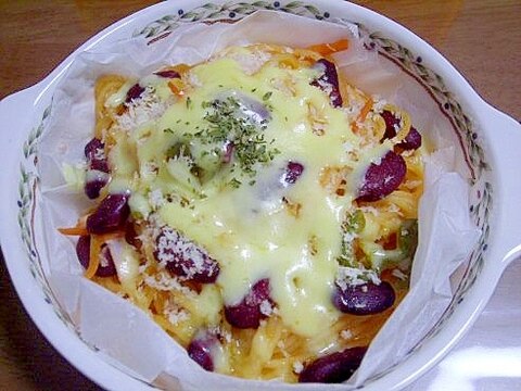 お豆たっぷり★ナポリタンのチーズ焼き